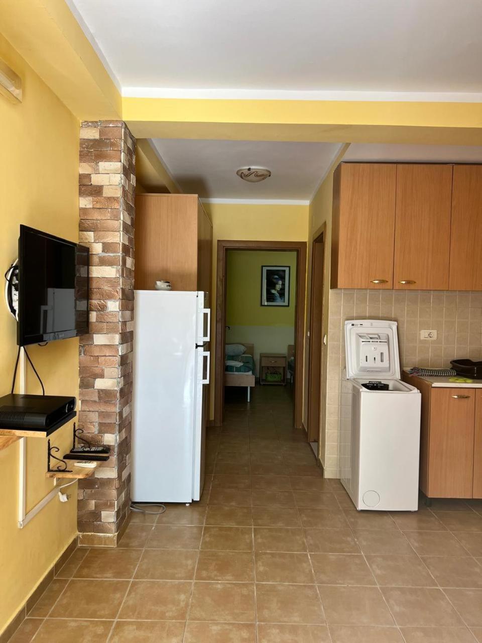 Apartments Brnjada Sutomore Chambre photo