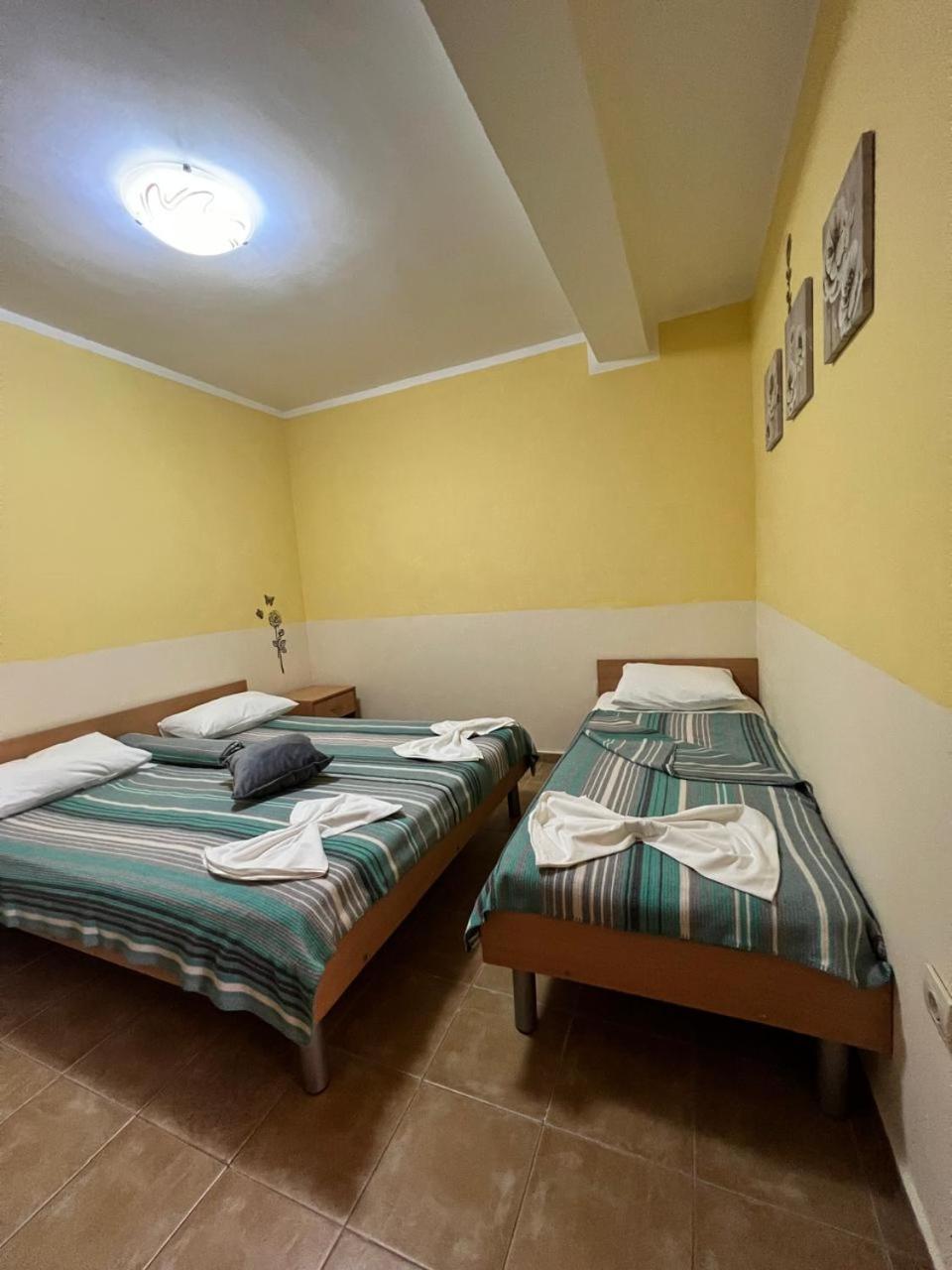 Apartments Brnjada Sutomore Chambre photo