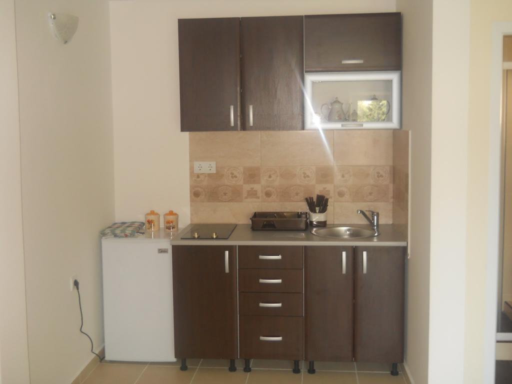 Apartments Brnjada Sutomore Chambre photo