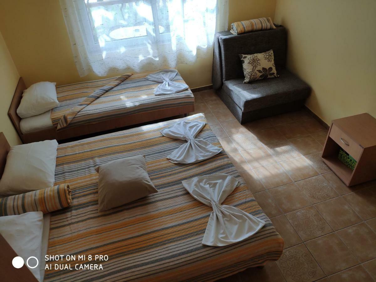 Apartments Brnjada Sutomore Extérieur photo